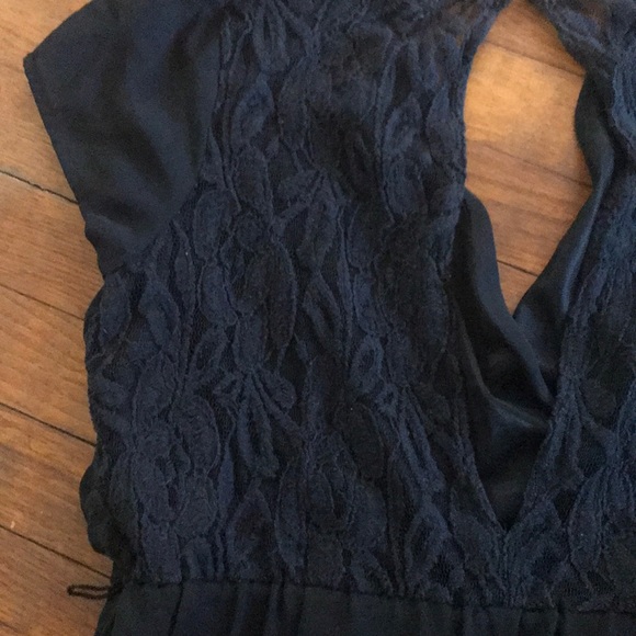Lace Back Romper - Picture 4 of 7